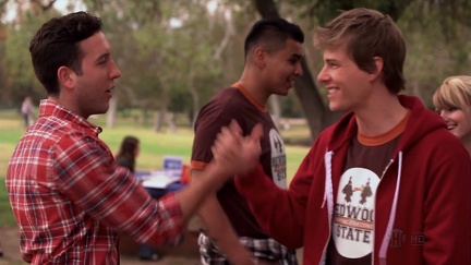 CM Weeds-6x04 016