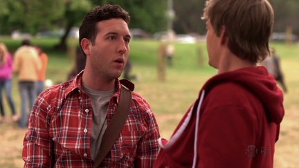 CM Weeds-6x04 023