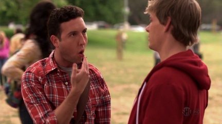 CM Weeds-6x04 024