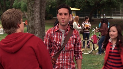 CM Weeds-6x04 030