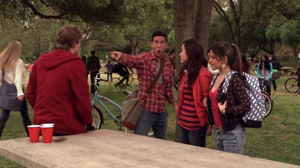 CM Weeds-6x04 038
