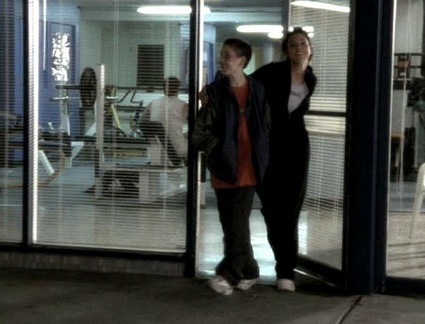 StrongMed 1x06 073