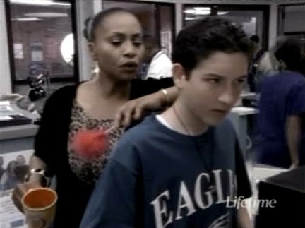 StrongMed 2x08 032