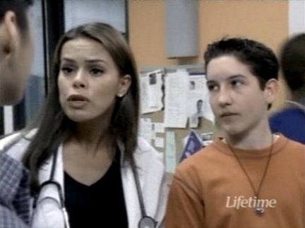 StrongMed 2x08 075