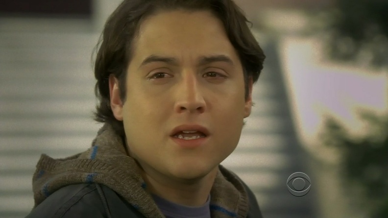 Sean_GhostWhisperer_5x20_92.jpg