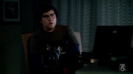 SM Standoff 1x09 042