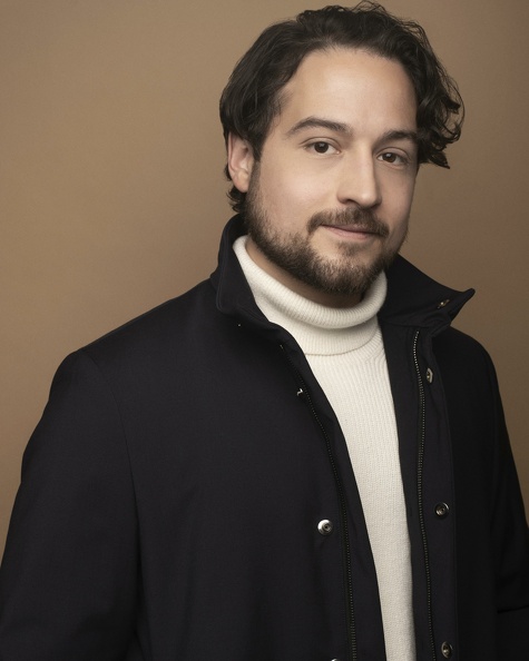 Sean Headshot 01.jpg