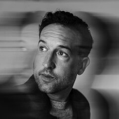 Chris Insta PFP 2026