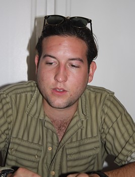 InterviewWithChris_03_resize.jpg
